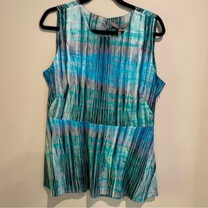 💚Sleeveless turquoise blue and gray blouse, elegant, chic and all occasions NWT